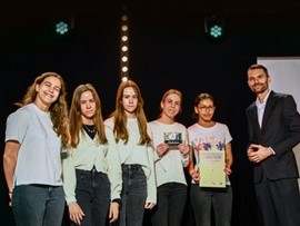 LASER COMPONENTS 培养 “初级经理人 ”的创业精神